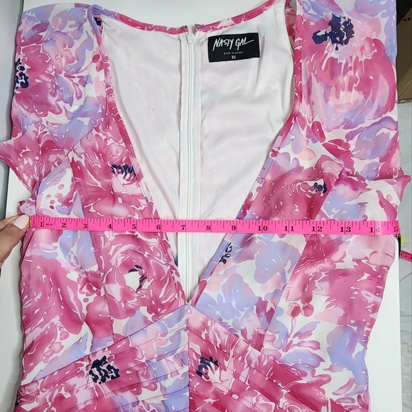 NEW Floral Pink Dress Nasty Gal (FAST SHIPPING) - Picture 9 of 10